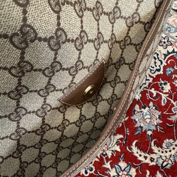 Share Show With @blockhart925 on 10-25 at 3:00 Ca Time GUCCI Bags GIVEEYY - Picture 8 of 13